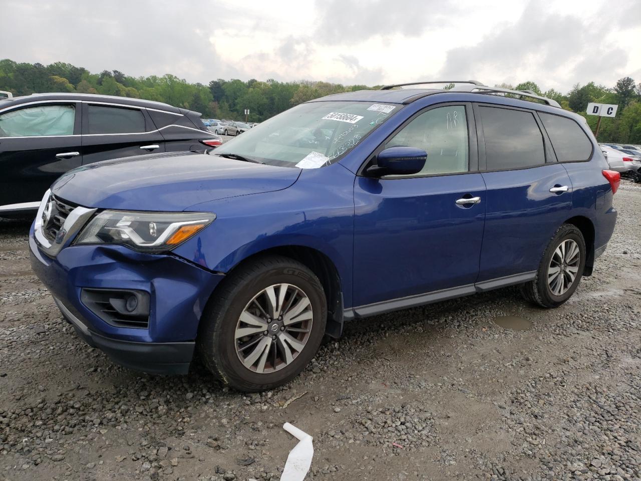 2017 NISSAN PATHFINDER