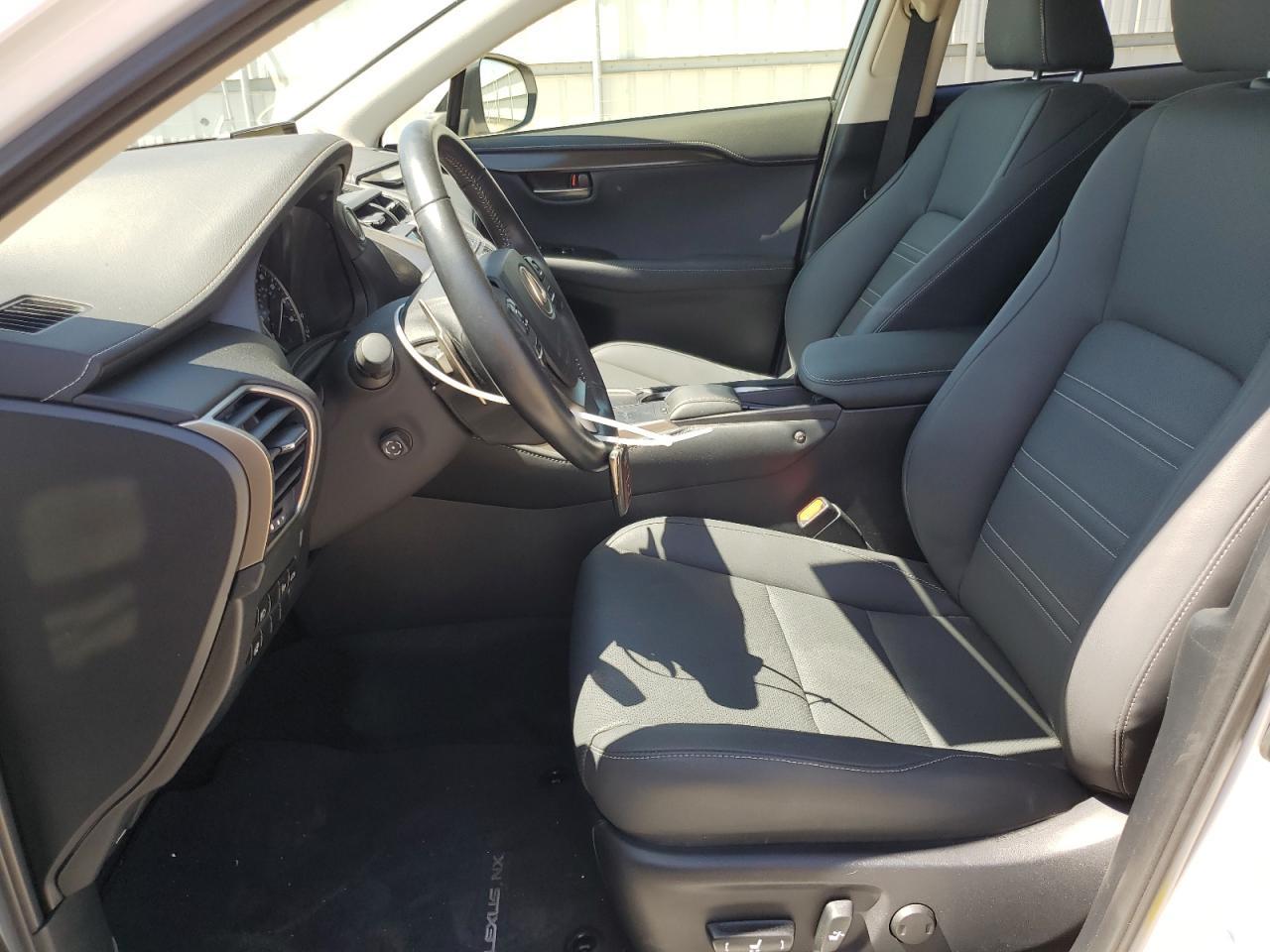 2020 LEXUS NX 300 - Фото 7