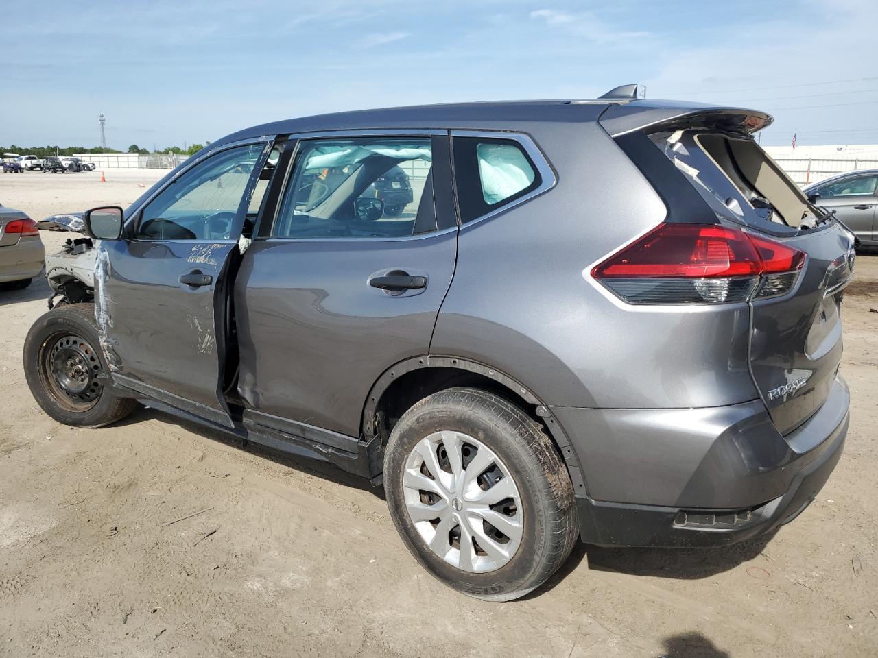 2018 NISSAN ROGUE S - Image 2