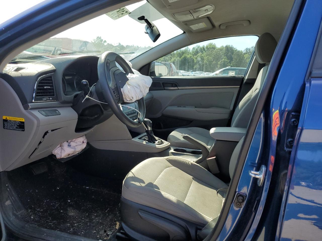 2017 HYUNDAI ELANTRA SE - Фото 7