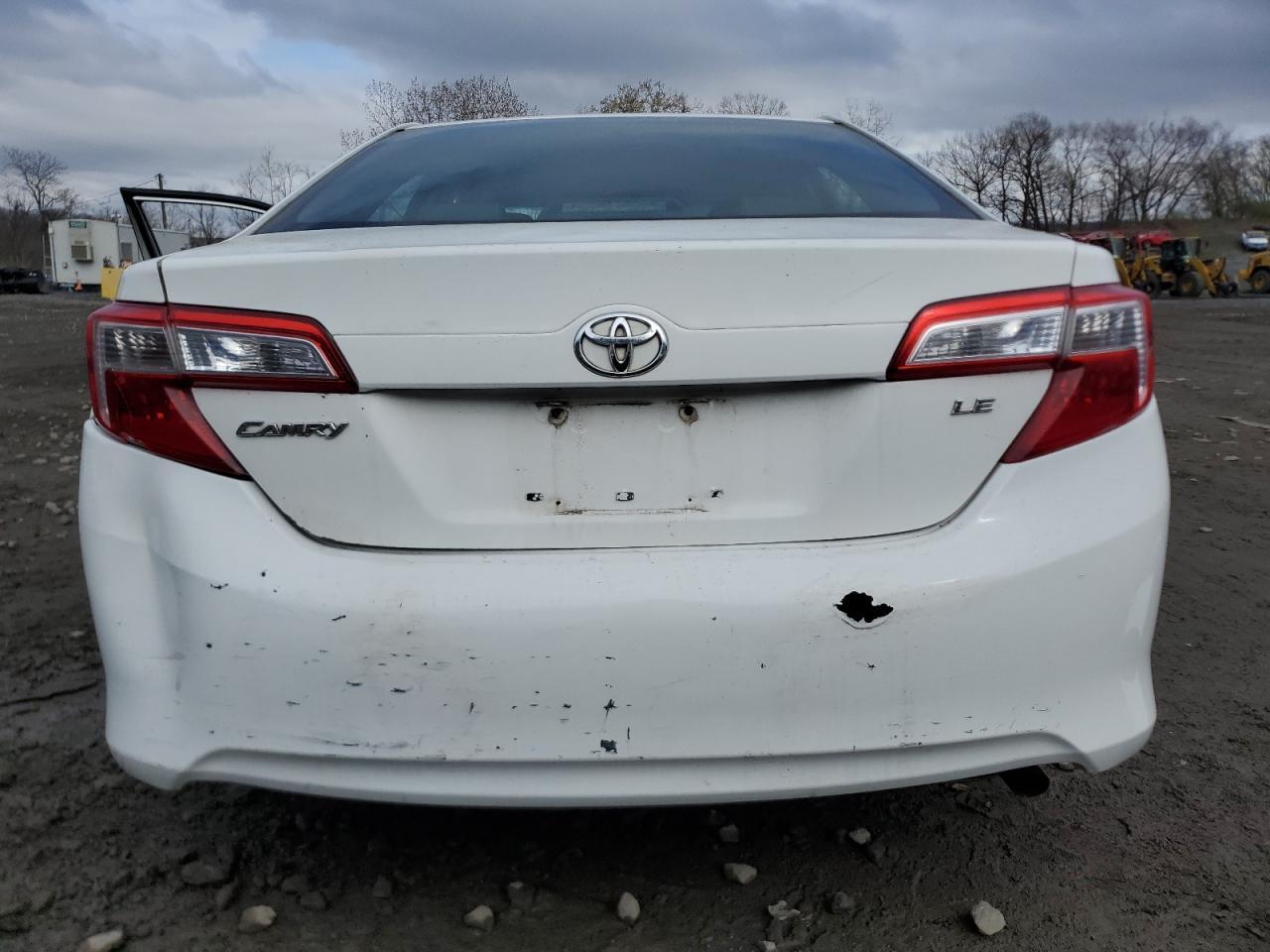 2012 TOYOTA CAMRY BASE - Image 6
