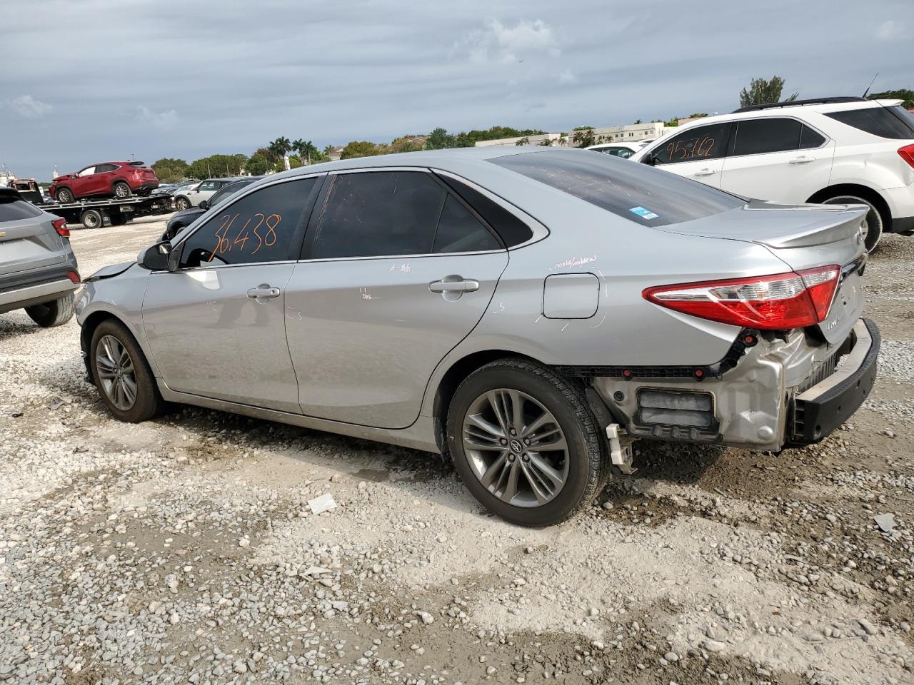 2017 TOYOTA CAMRY LE - Фото 2