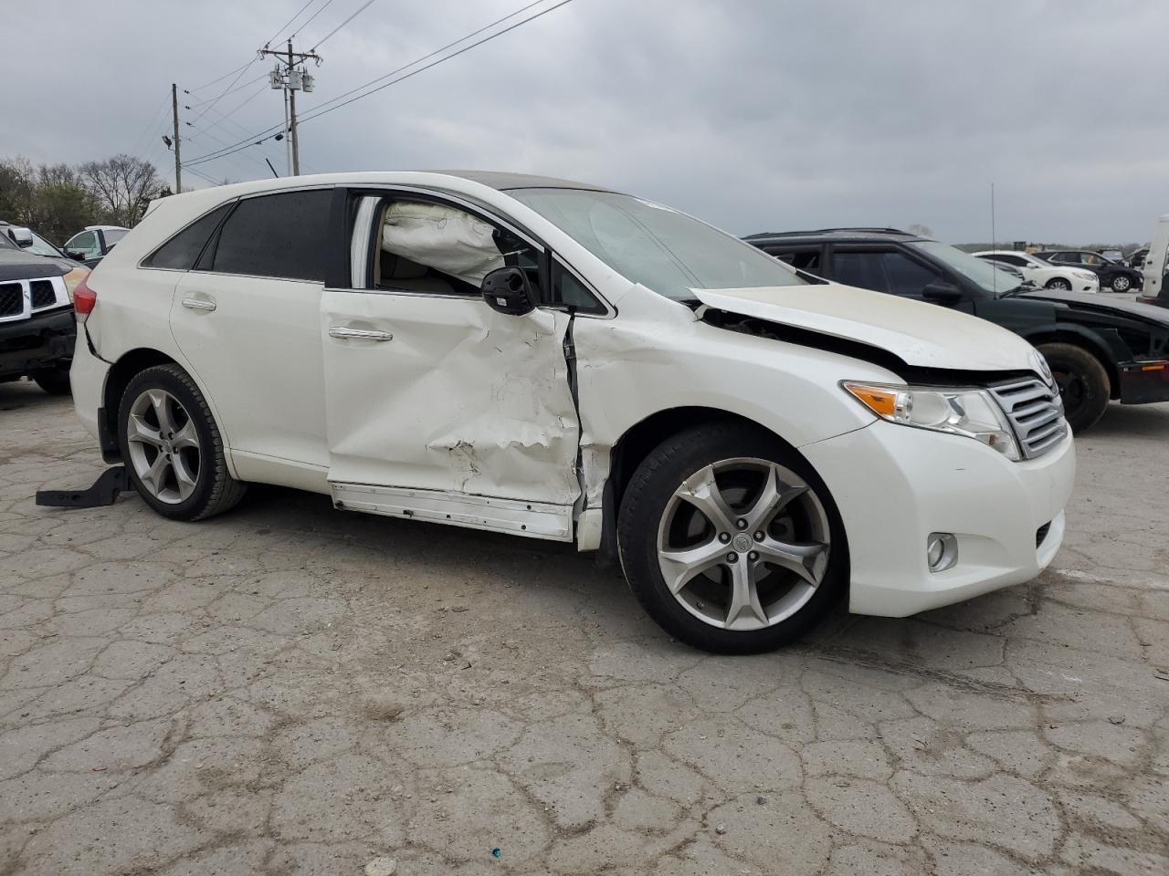 2012 TOYOTA VENZA LE - Фото 4