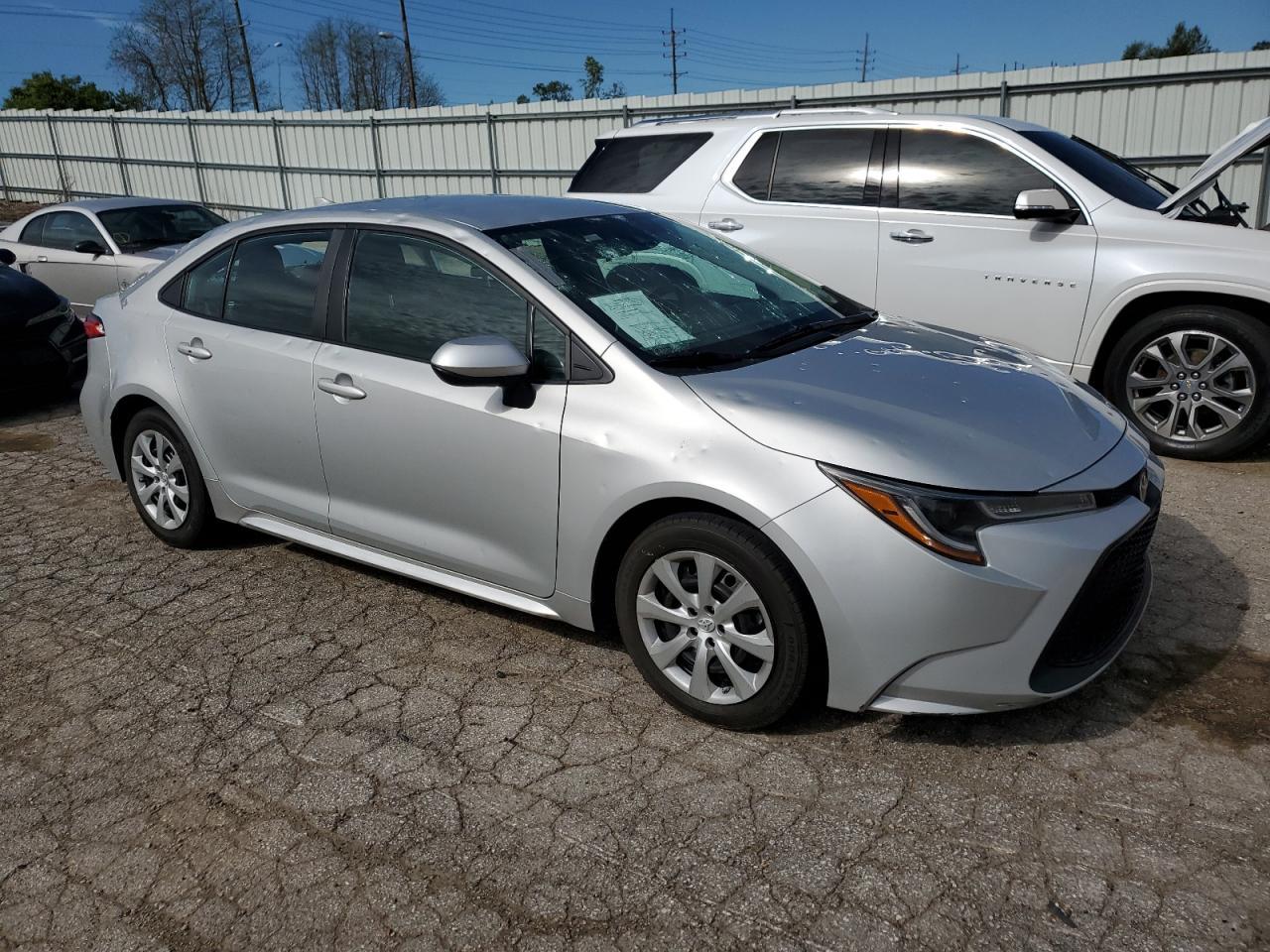 2021 TOYOTA COROLLA LE - Фото 4