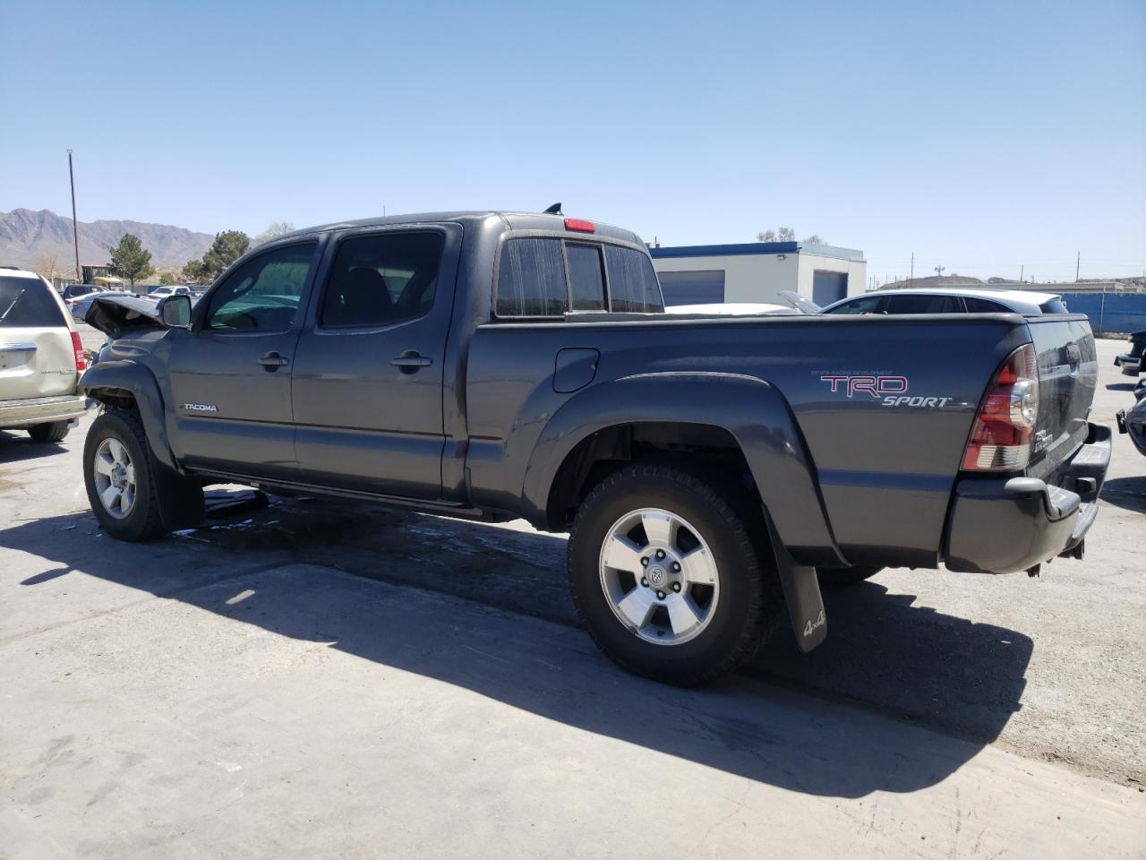 2013 TOYOTA TACOMA DOU - Фото 2