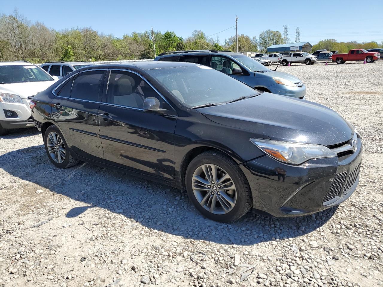 2017 TOYOTA CAMRY LE - Фото 4
