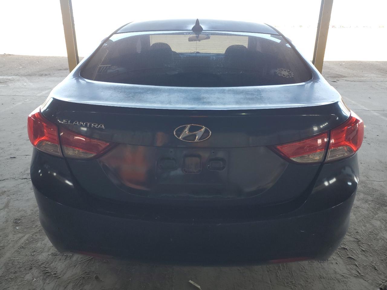 2013 HYUNDAI ELANTRA GL - Image 6