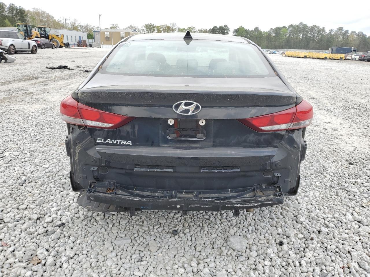 2017 HYUNDAI ELANTRA SE - Фото 6