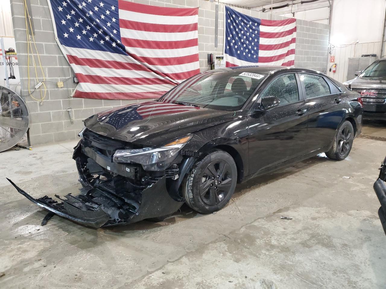2023 HYUNDAI ELANTRA SE