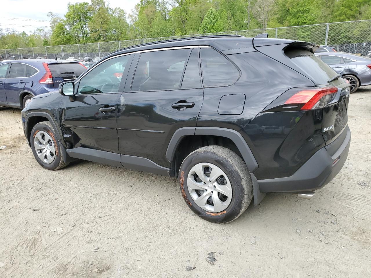 2021 TOYOTA RAV4 LE - Фото 2