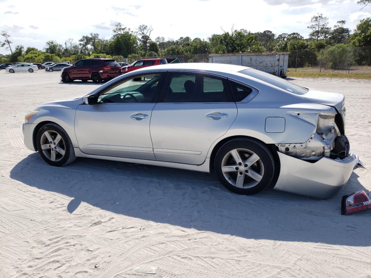 2013 NISSAN ALTIMA 2.5 - Image 2