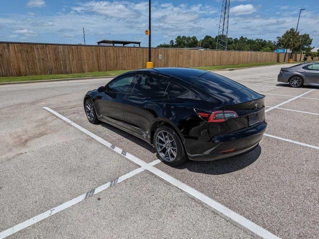 2022 Tesla Model 3 - Фото 3