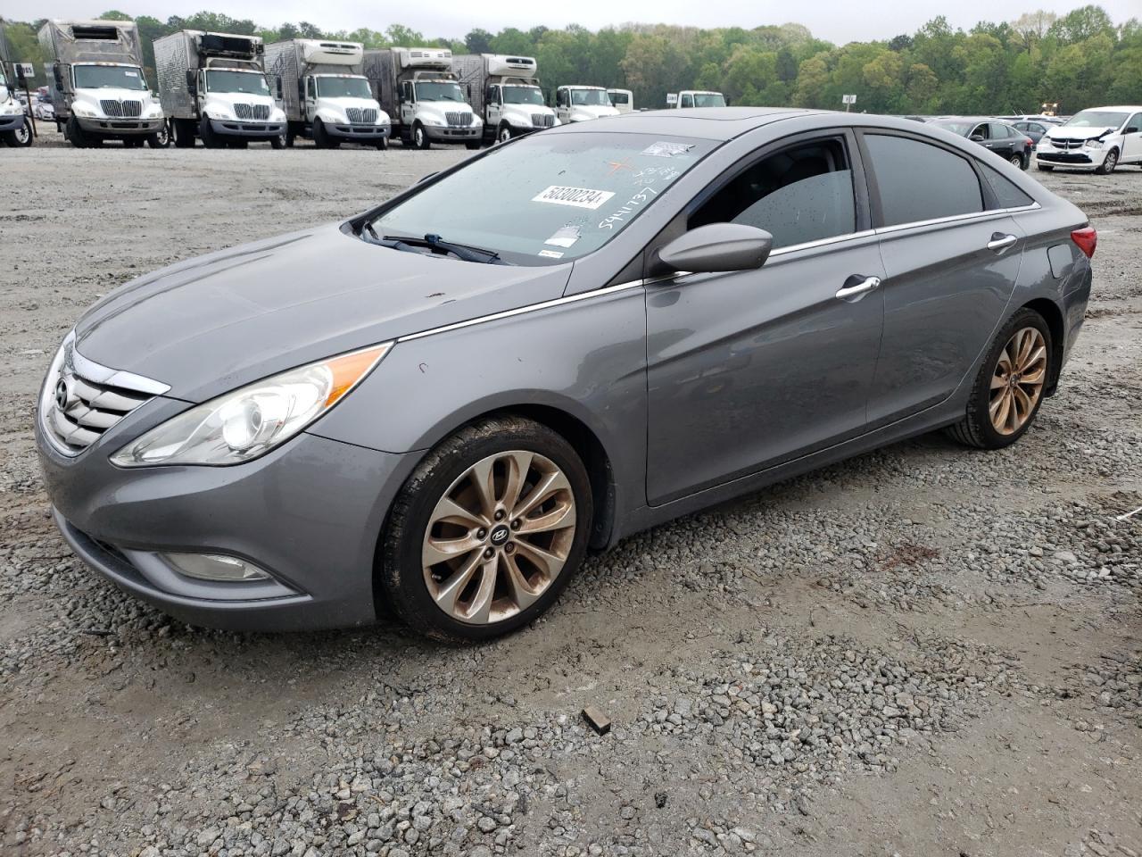 2013 HYUNDAI SONATA SE