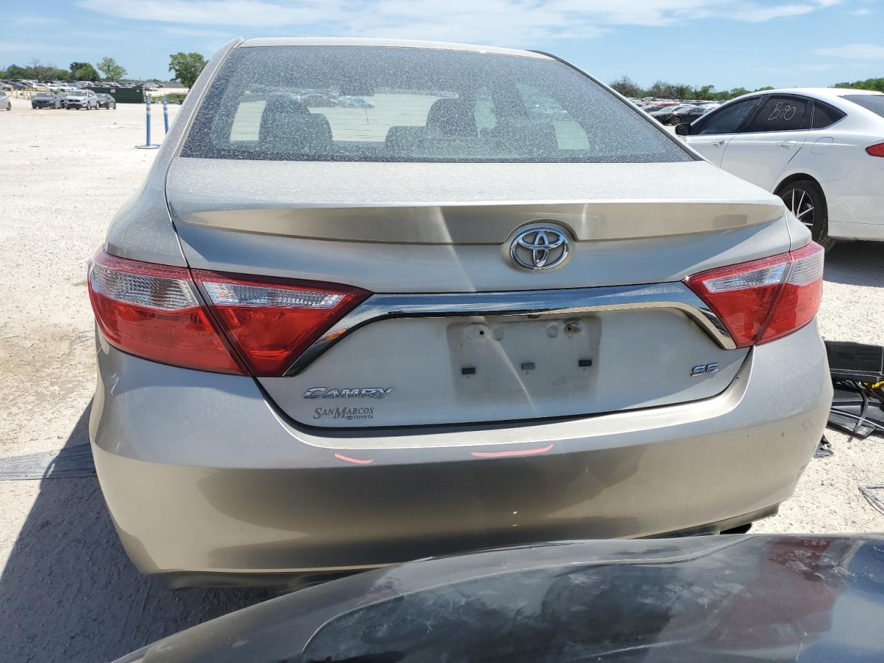 2015 TOYOTA CAMRY LE - Фото 6