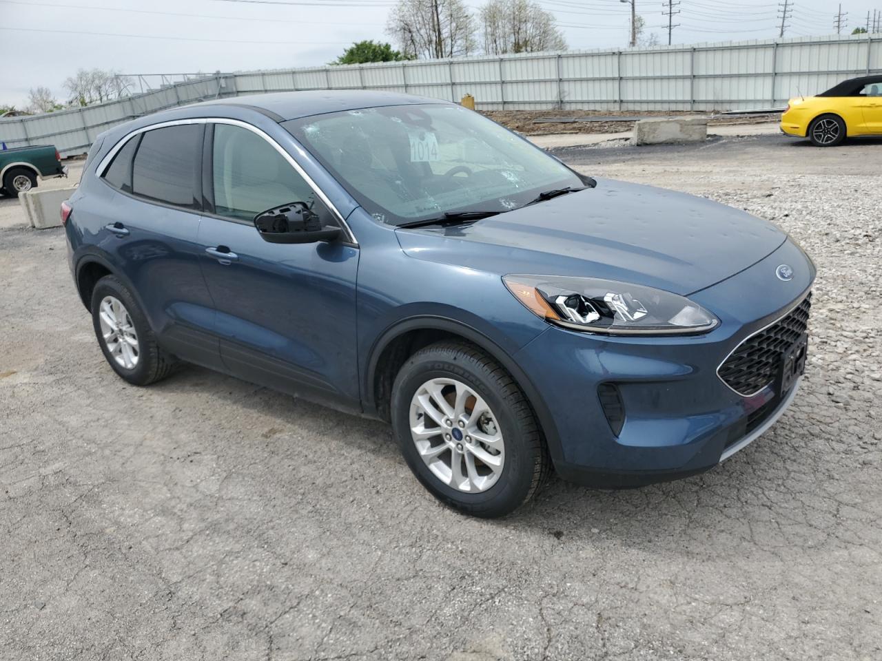 2020 FORD ESCAPE SE - Image 4
