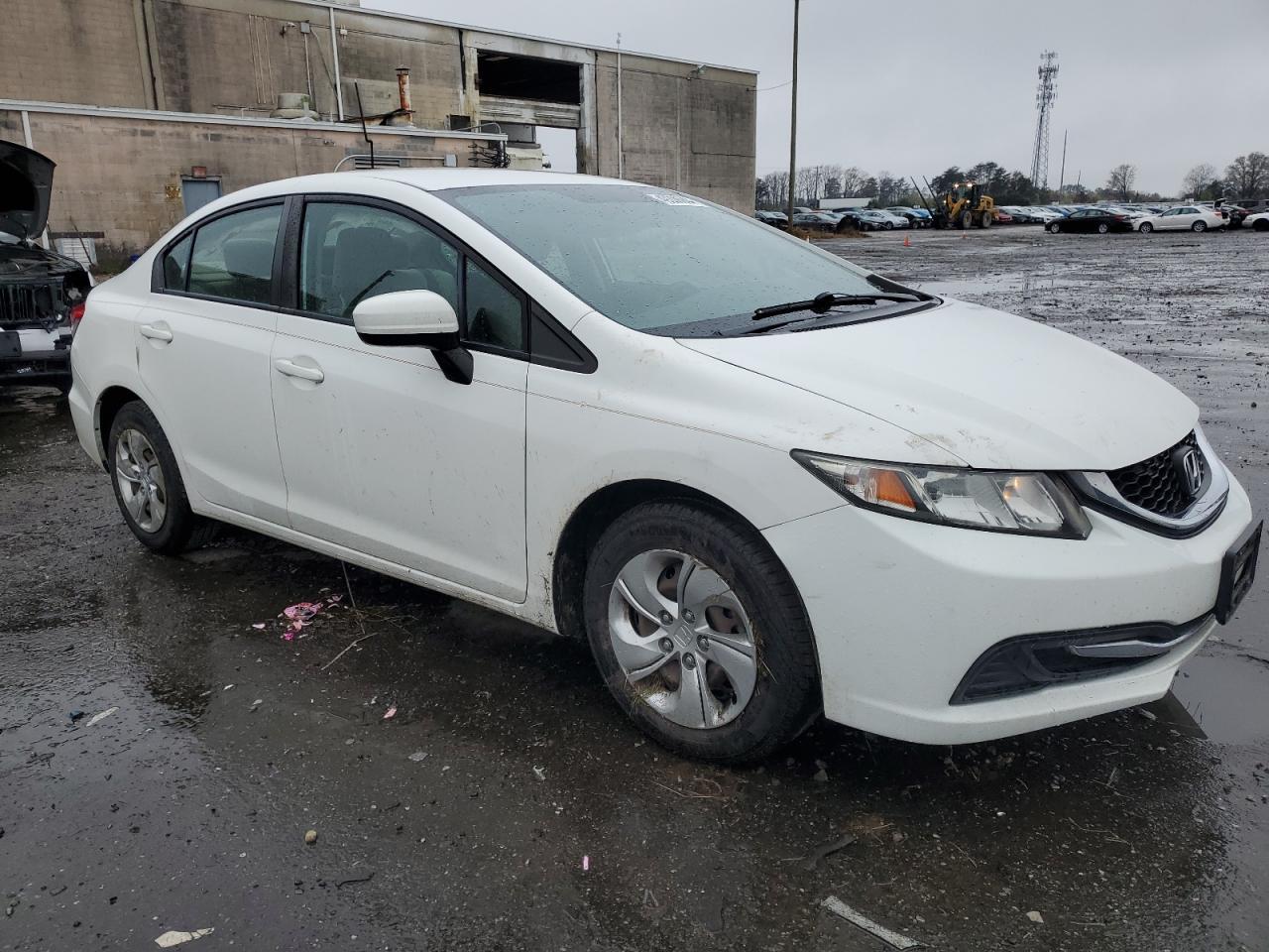 2015 HONDA CIVIC LX - Image 4