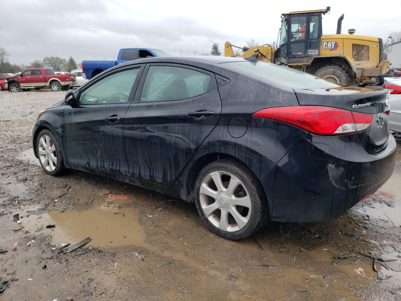 2013 HYUNDAI ELANTRA GL - Image 2