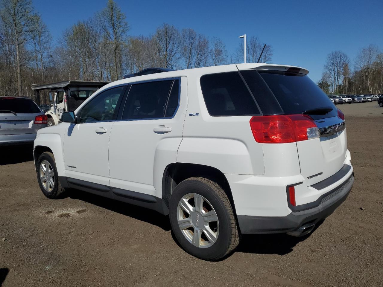 2016 GMC TERRAIN SL - Image 2