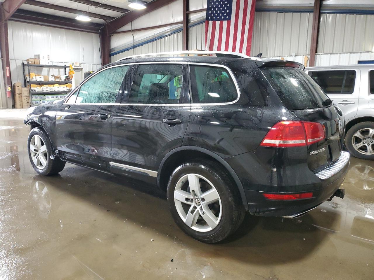 2014 VOLKSWAGEN TOUAREG V6 - Image 2