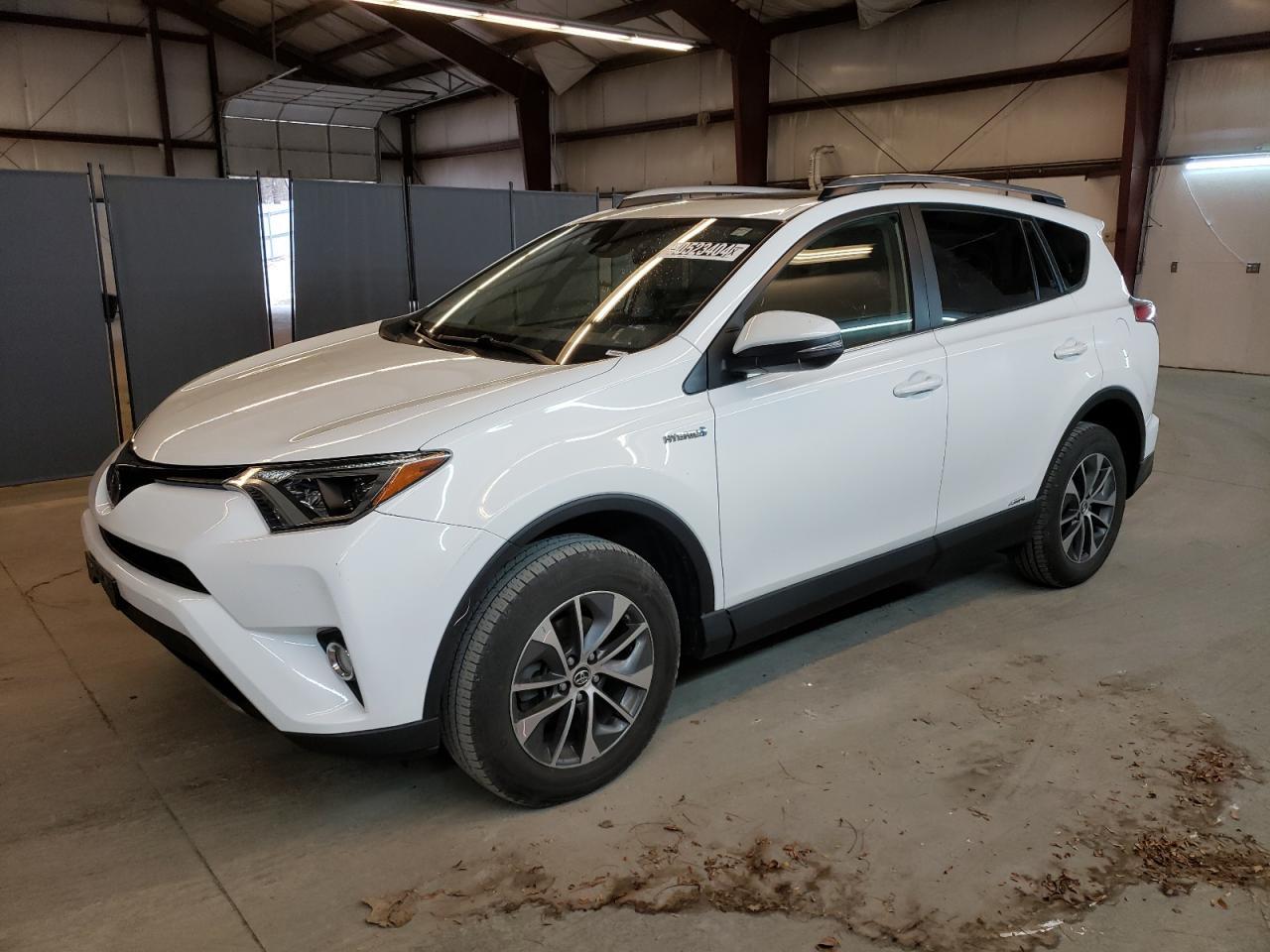 2018 TOYOTA RAV4 HV LE car image