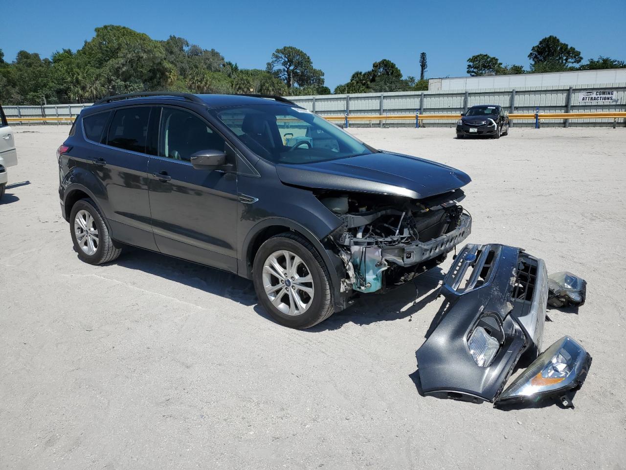 2017 FORD ESCAPE SE - Фото 4