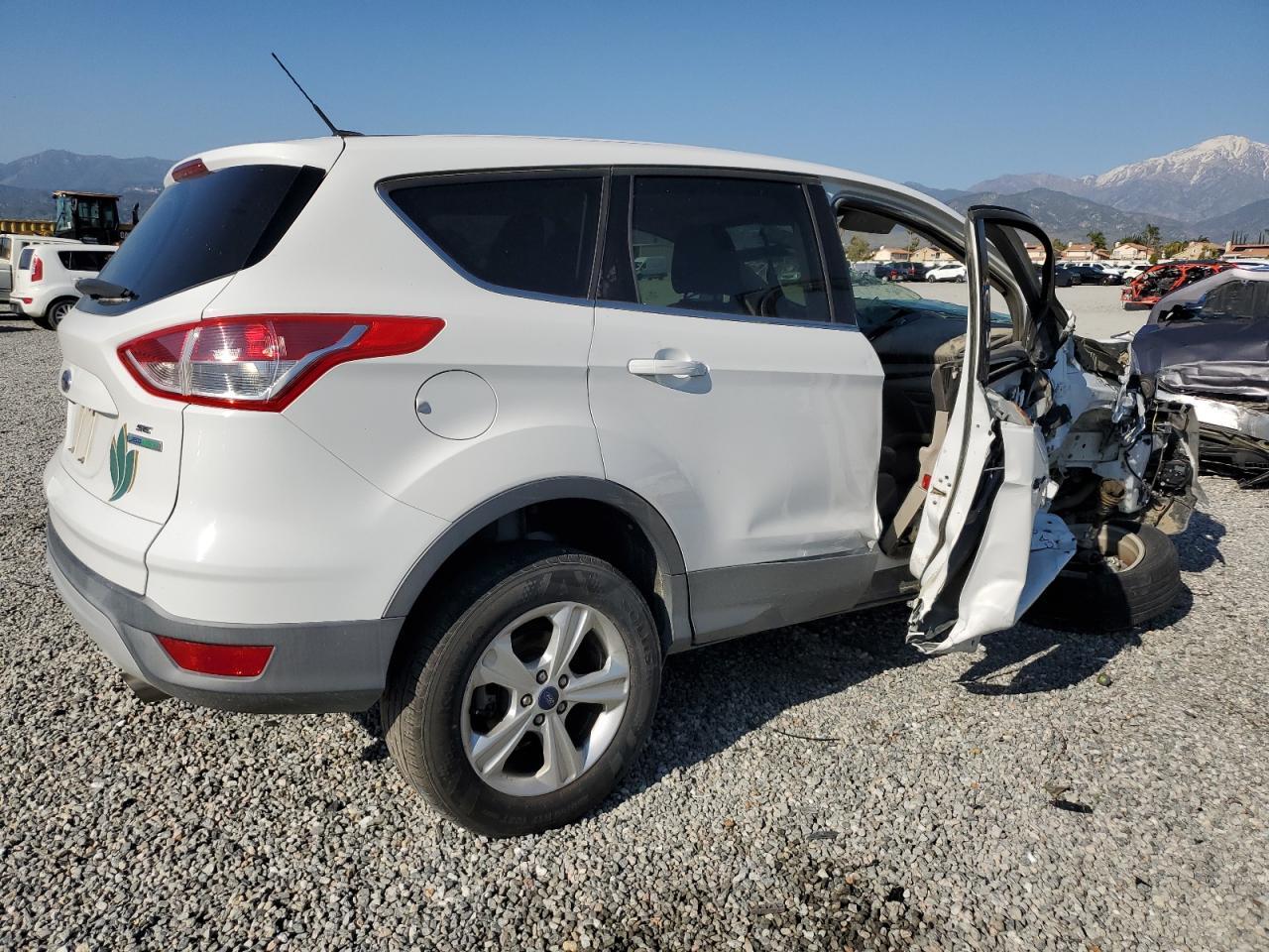 2015 FORD ESCAPE SE - Image 3