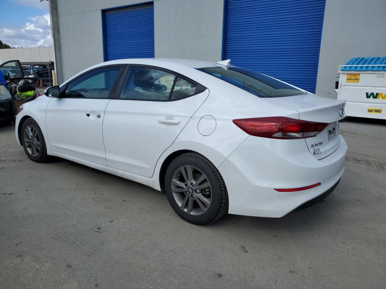 2018 HYUNDAI ELANTRA SE - Фото 2
