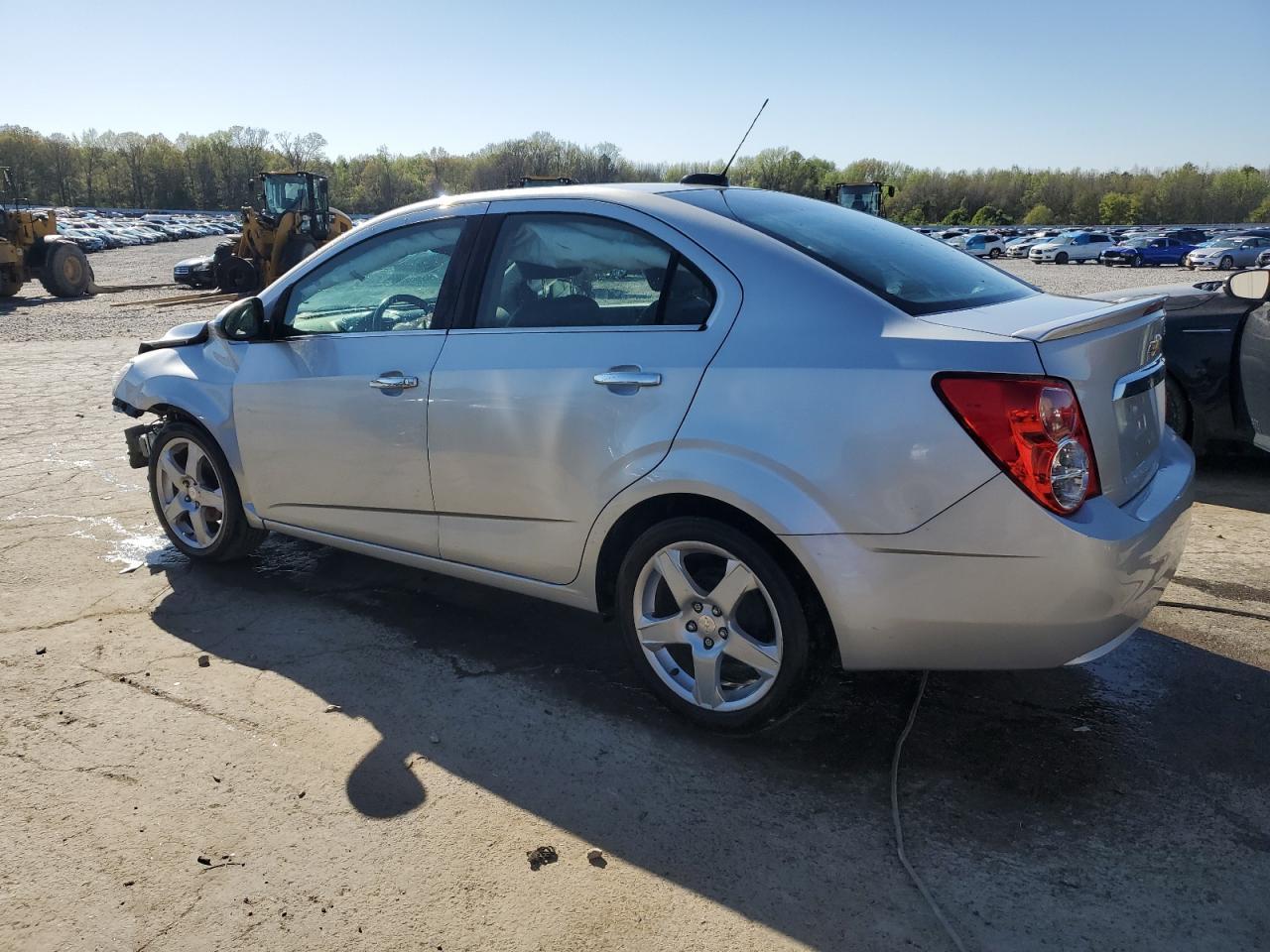 2016 CHEVROLET SONIC LTZ - Фото 2