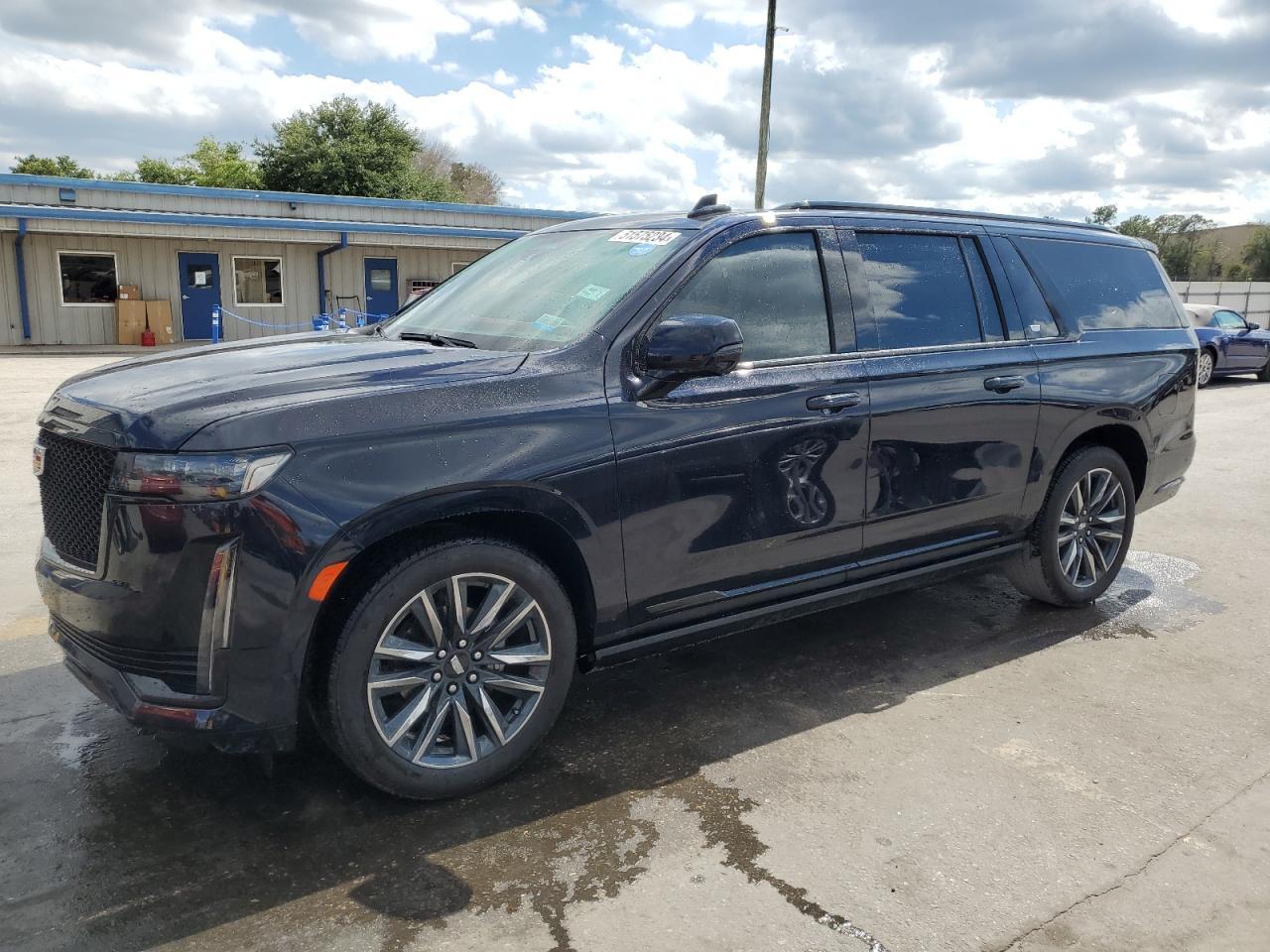 2023 CADILLAC ESCALADE E