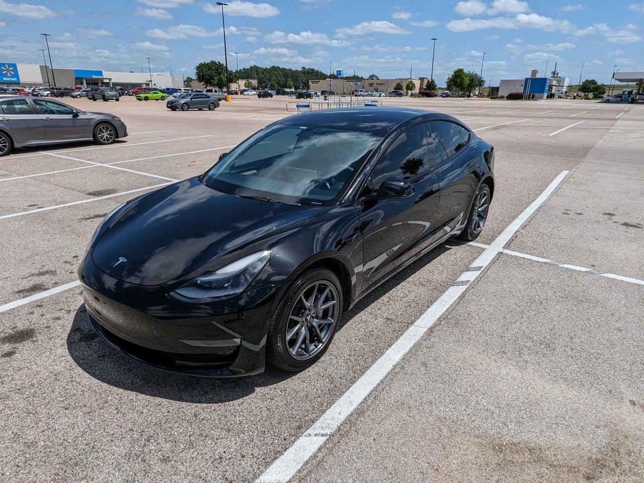 2022 TESLA MODEL 3 - Image 2