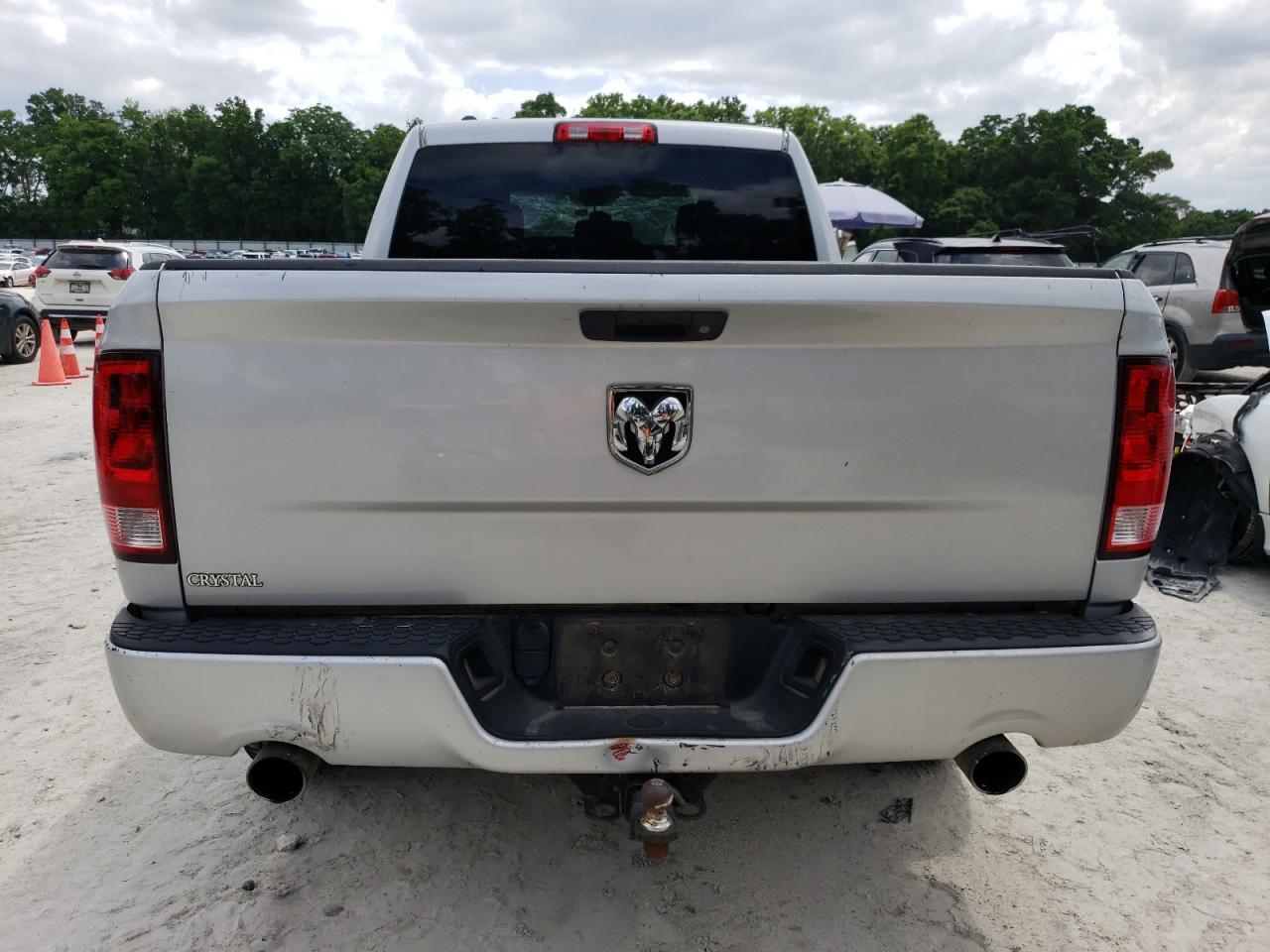 2014 RAM 1500 ST - Image 6