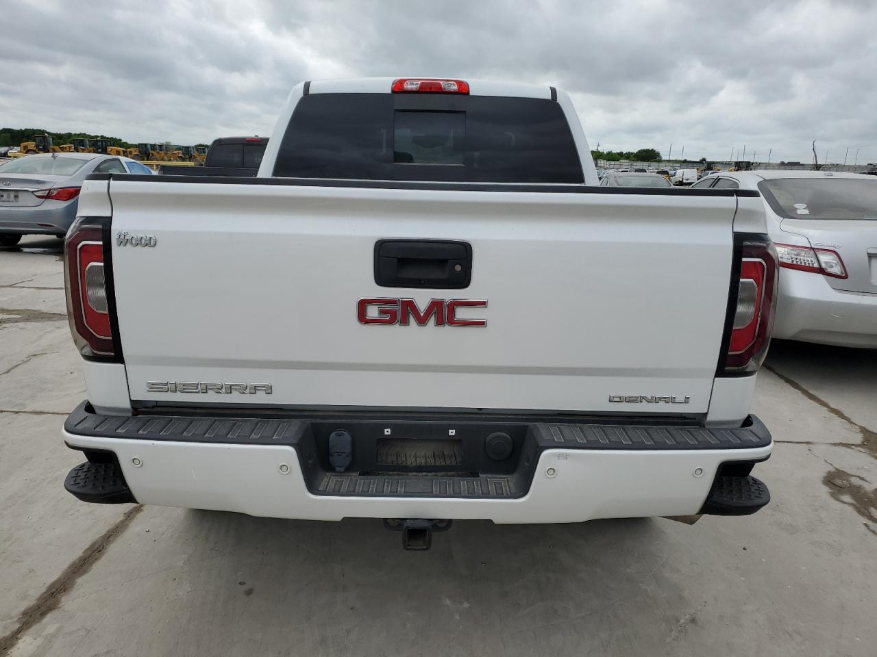 2018 GMC SIERRA K15 - Image 6