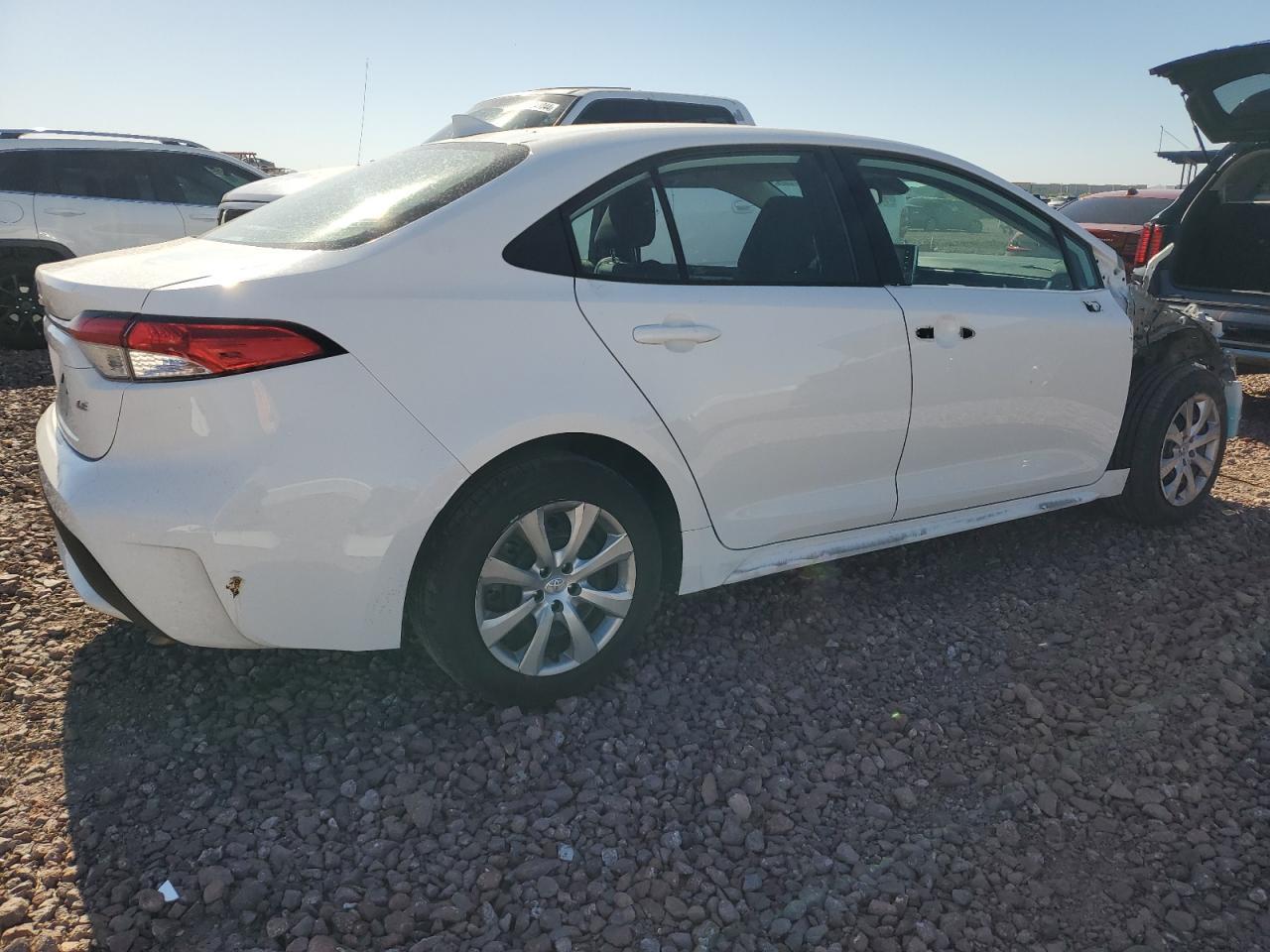 2020 TOYOTA COROLLA LE - Фото 3