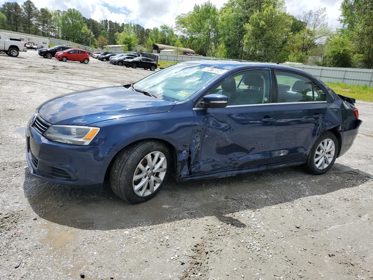 2014 VOLKSWAGEN JETTA SE - Image 2