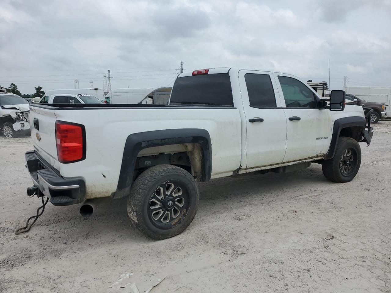2016 CHEVROLET SILVERADO - Фото 3