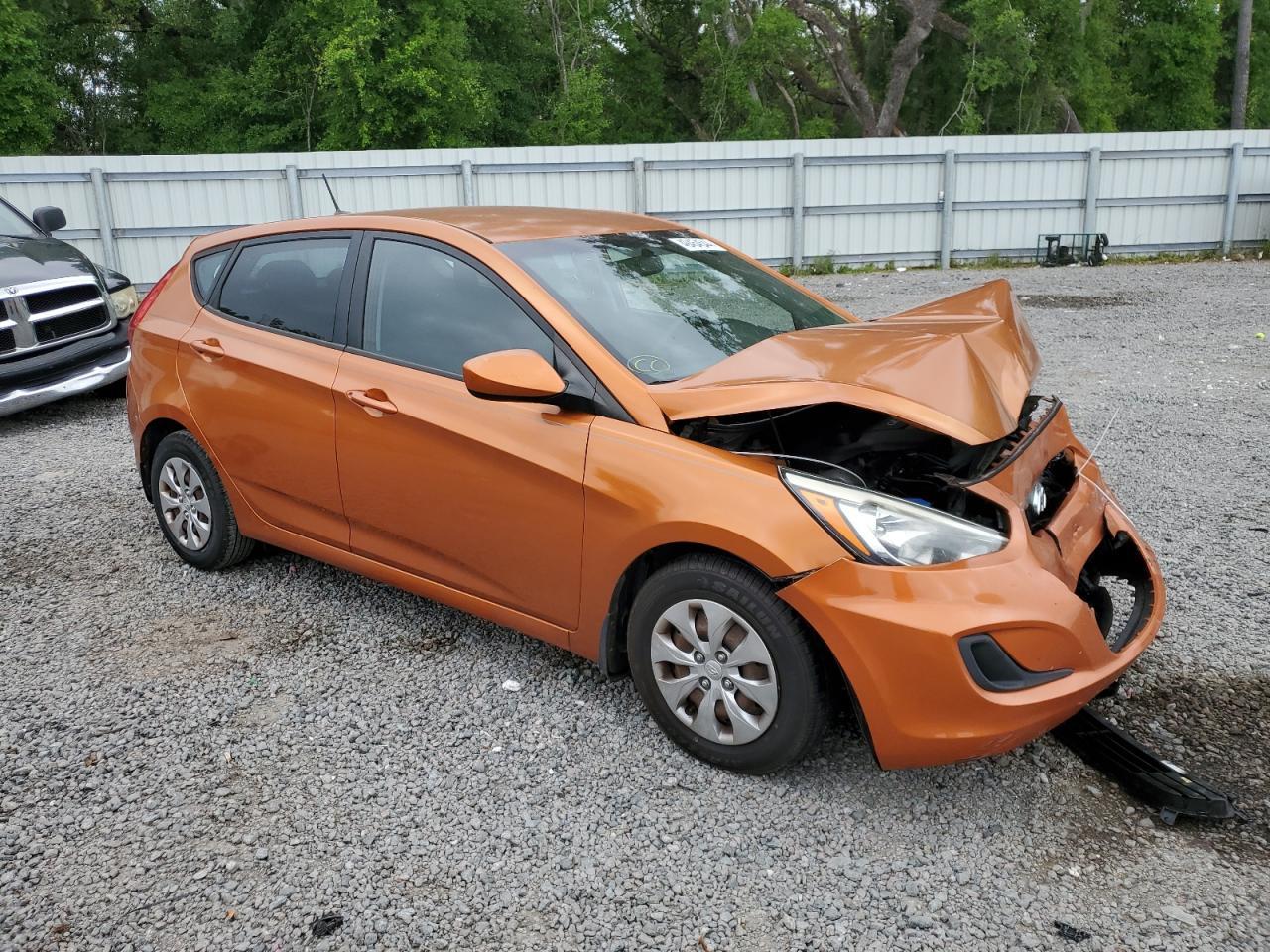 2015 HYUNDAI ACCENT GS - Image 4