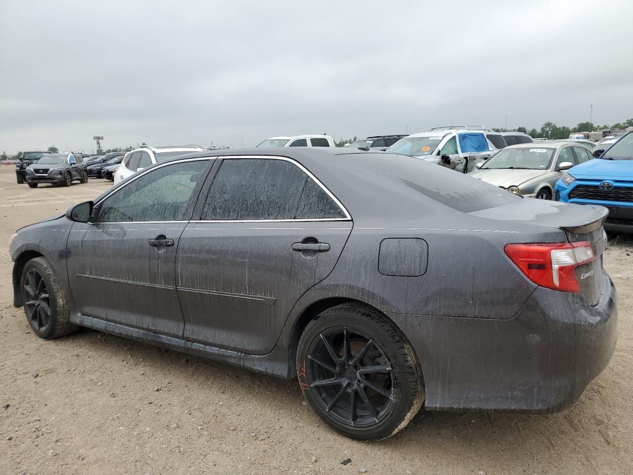 2012 TOYOTA CAMRY BASE - Фото 2