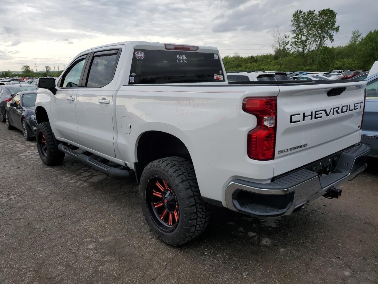 2019 CHEVROLET SILVERADO - Фото 2