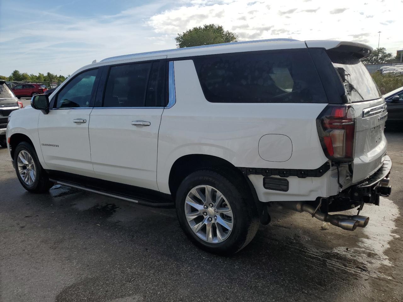 2023 CHEVROLET SUBURBAN C - Фото 2