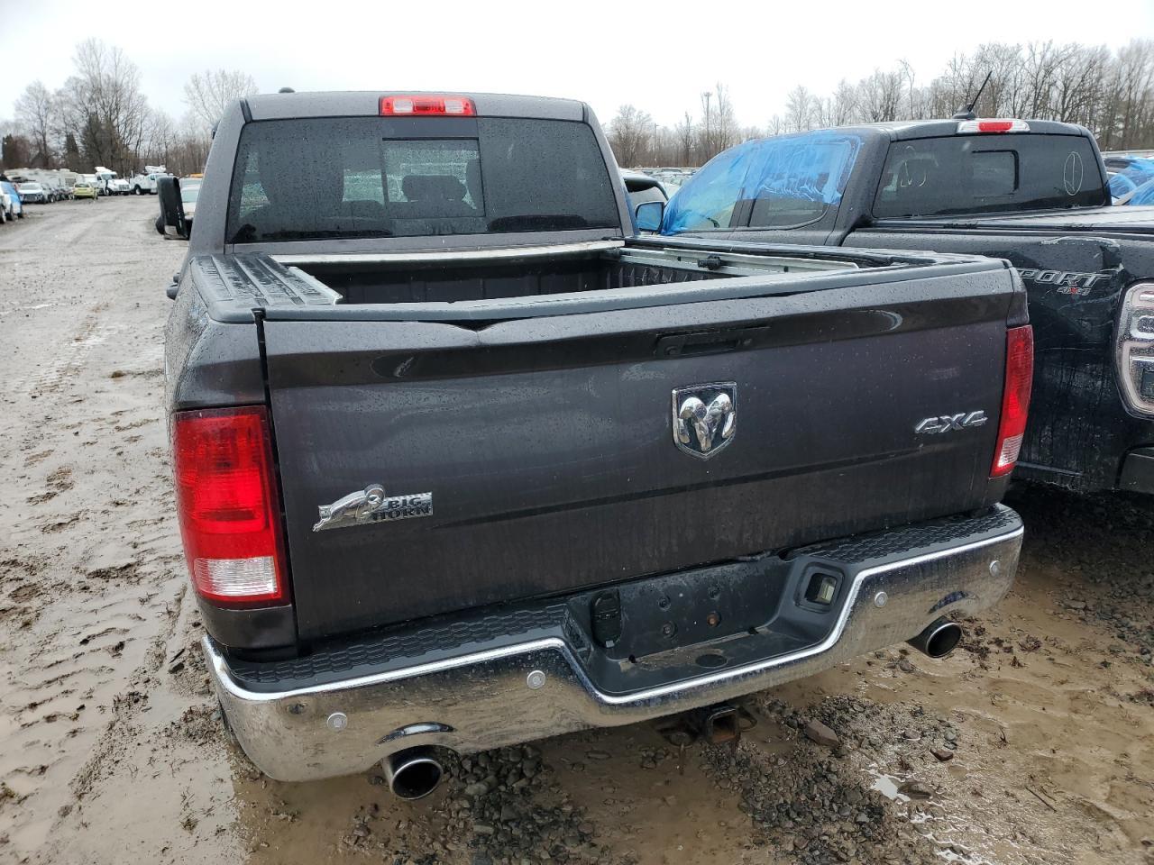 2015 RAM 1500 SLT - Image 6
