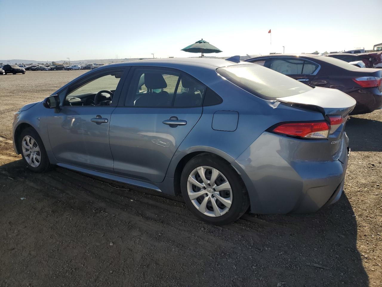 2020 TOYOTA COROLLA LE - Фото 2