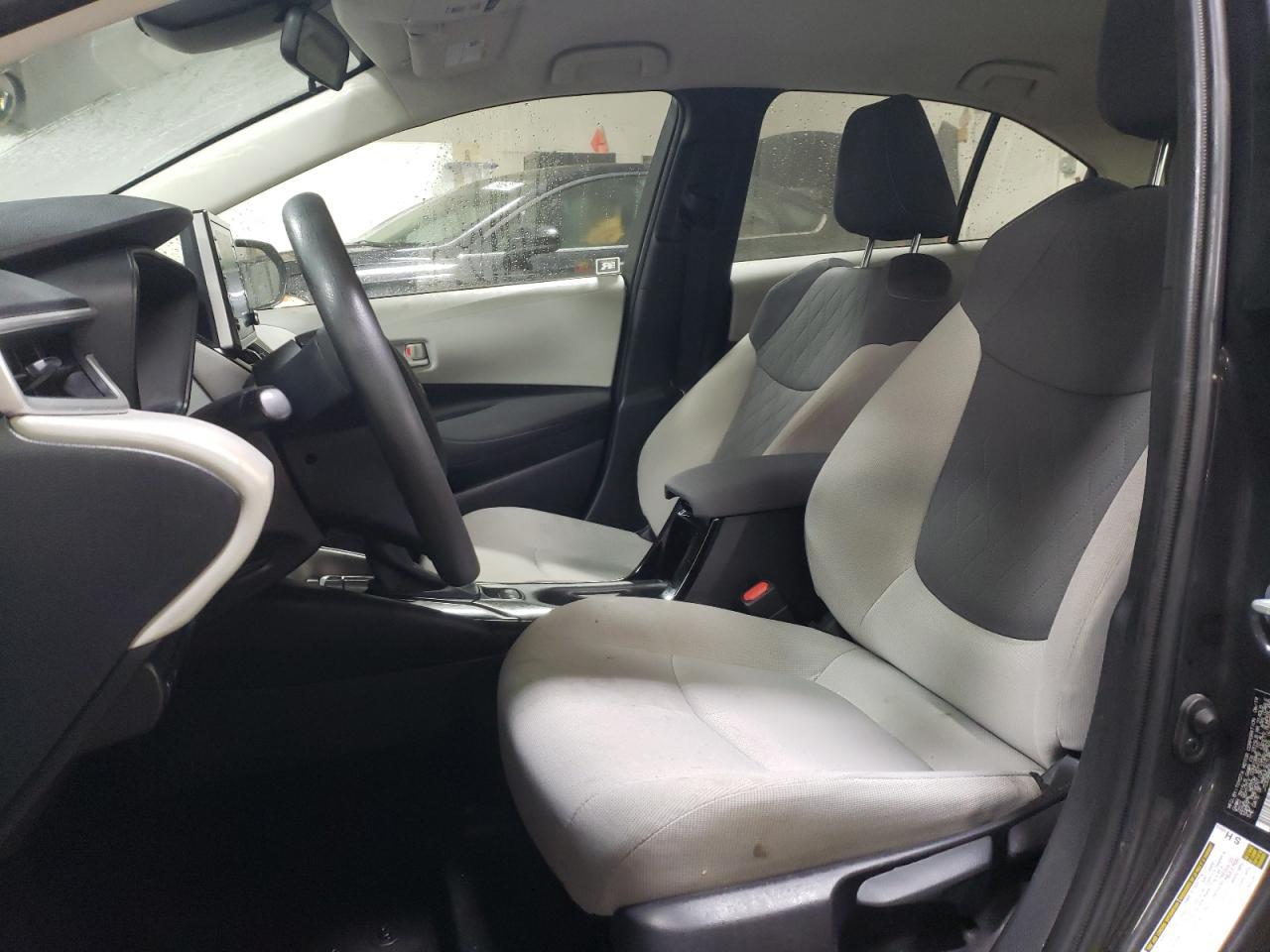 2020 TOYOTA COROLLA LE - Фото 7