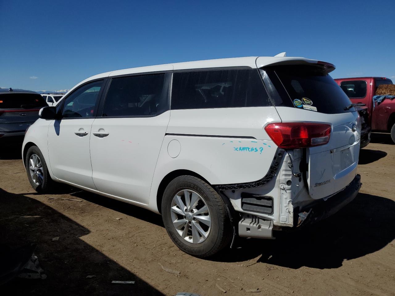 2017 KIA SEDONA LX - Фото 2