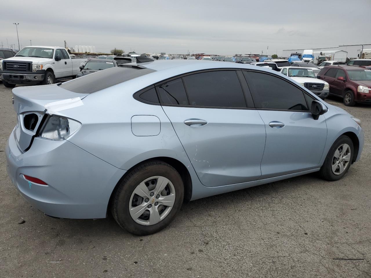 2017 CHEVROLET CRUZE LS - Image 3