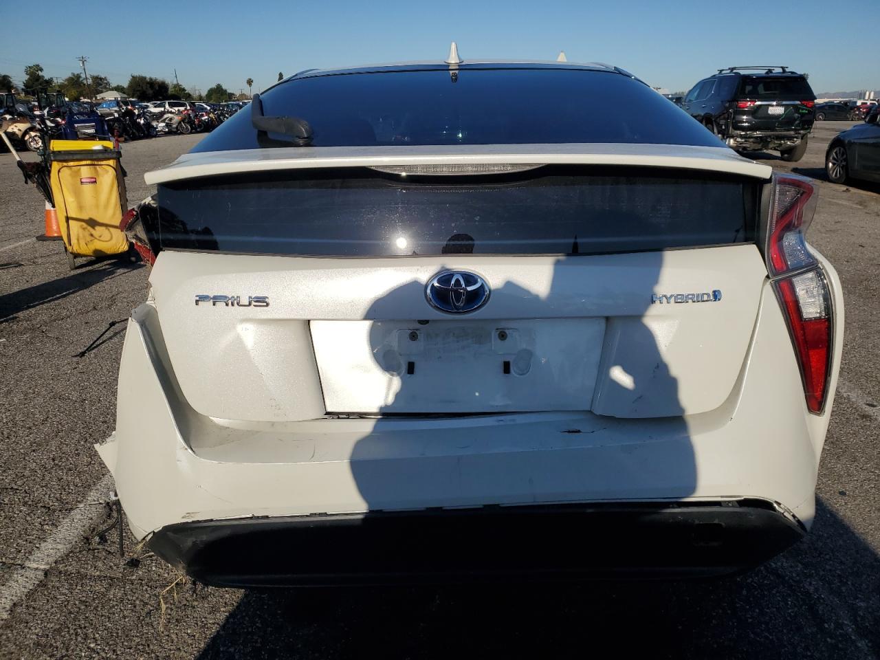 2016 TOYOTA PRIUS - Фото 6