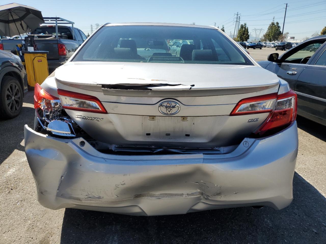 2013 TOYOTA CAMRY L - Фото 6