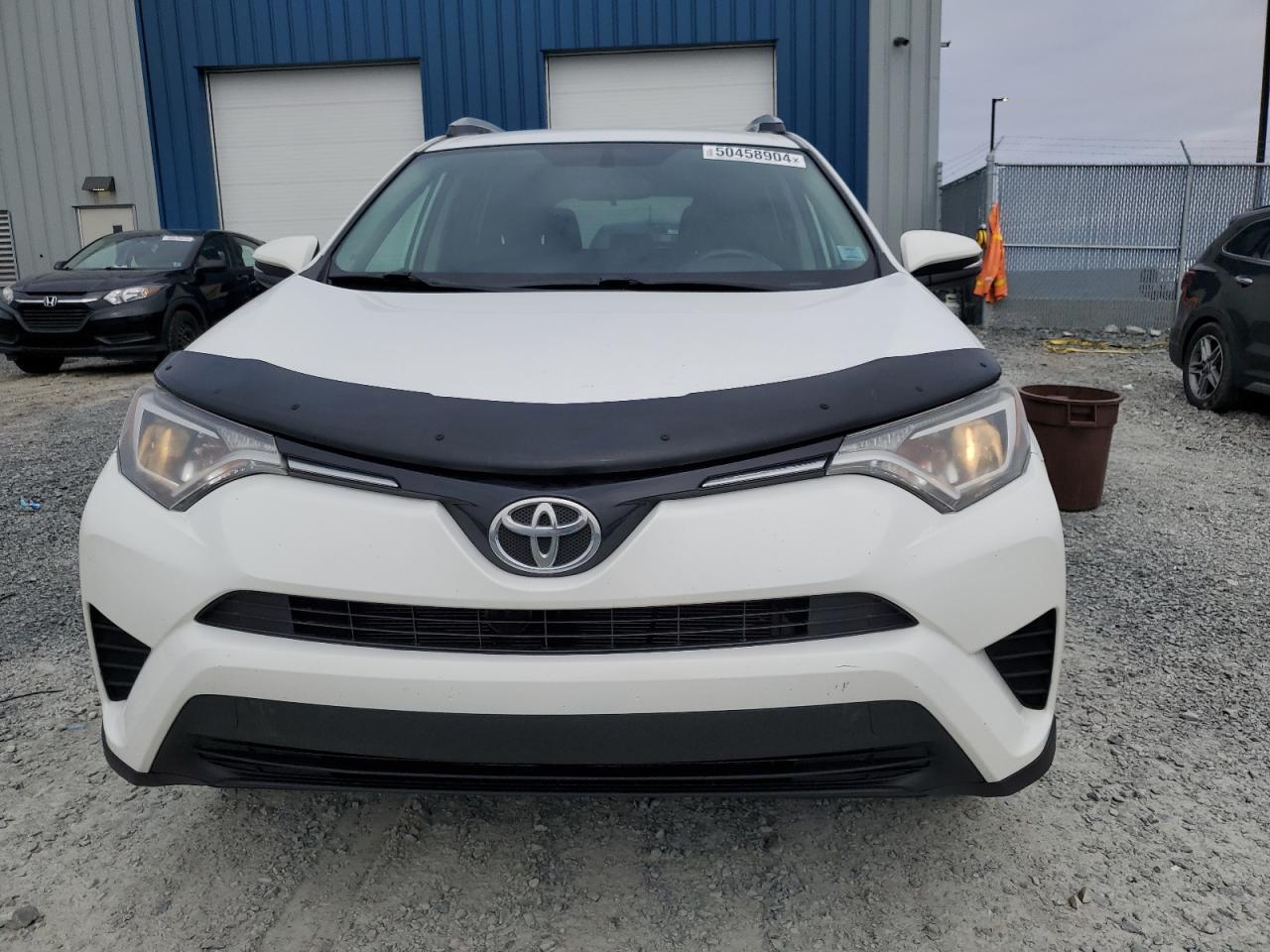 2016 TOYOTA RAV4 LE - Фото 5