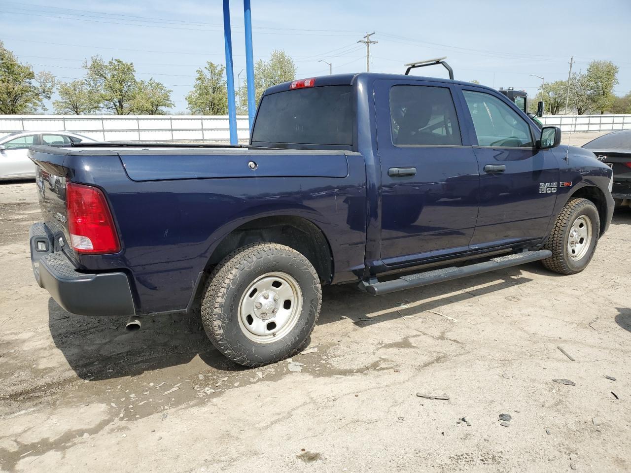 2018 RAM 1500 ST - Image 3
