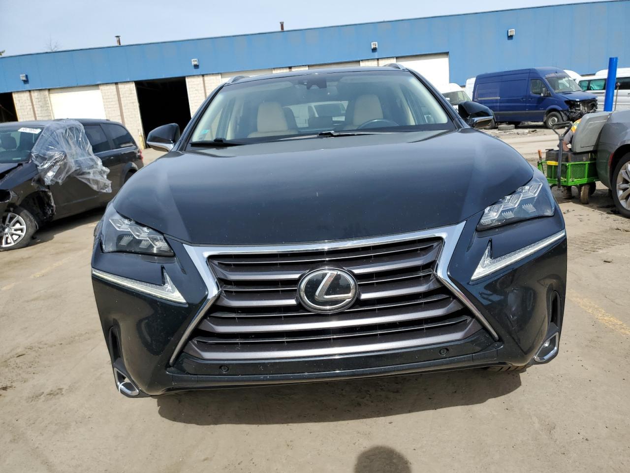 2015 LEXUS NX 200T - Фото 5