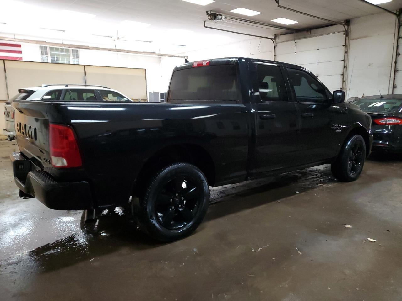 2019 RAM 1500 CLASS - Фото 3